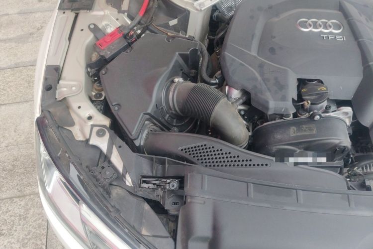 Used Audi A4L 2018 30th Anniversary Edition 30 TFSI Ambition Model Engine Bay Right