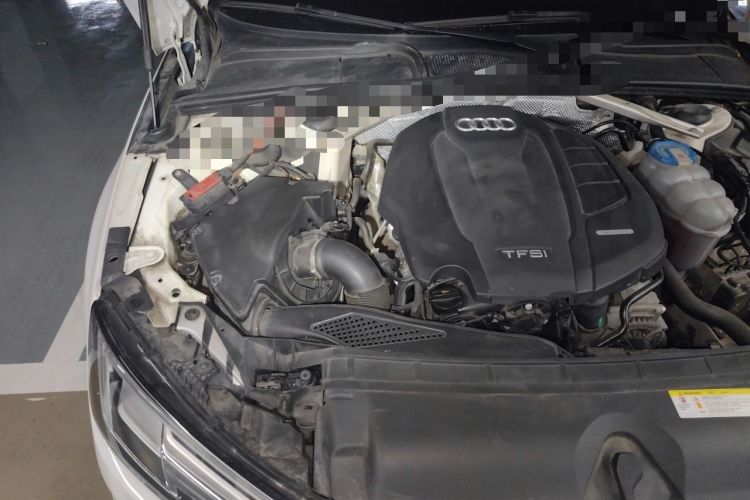 Used Audi A4L 2018 30th Anniversary Edition 40 TFSI Trendy Model Engine Bay Right