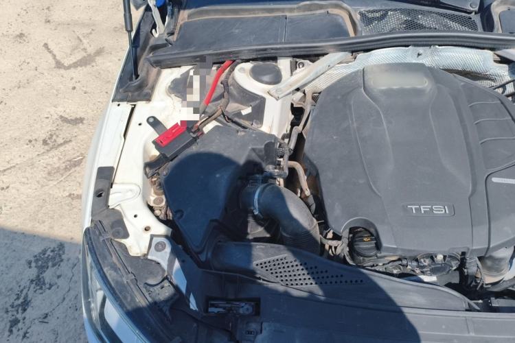 Used Audi A4L 2018 30th Anniversary Edition 40 TFSI Trendy Model Engine Bay Right