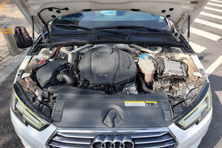 Used Audi A4L 2018 30th Anniversary Edition 40 TFSI Trendy Model Engine Bay