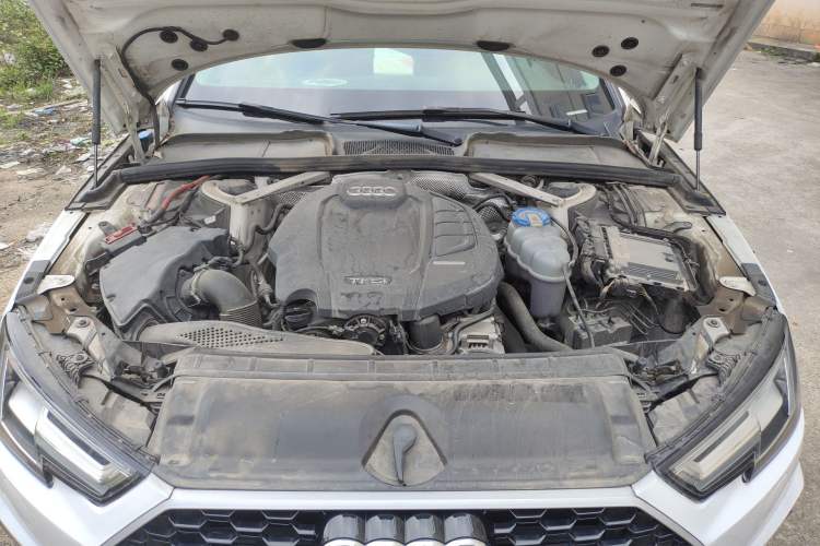 Used Audi A4L 2018 30th Anniversary Edition 40 TFSI Sport Edition Engine Bay