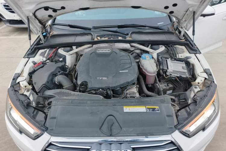 Used Audi A4L 2018 30th Anniversary Edition 40 TFSI Trendy Model Engine Bay