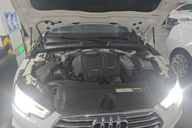 Used Audi A4L 2018 30th Anniversary Edition 45 TFSI quattro Individual Sport Edition Engine Bay
