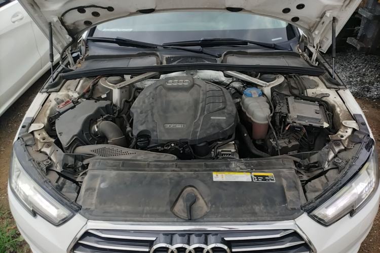 Used Audi A4L 2018 30th Anniversary Edition 40 TFSI Trendy Model Engine Bay