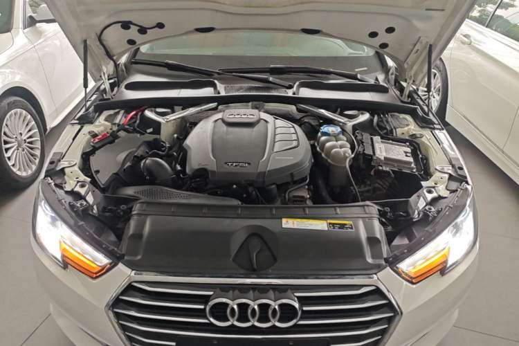 Used Audi A4L 2018 30th Anniversary Edition 40 TFSI Trendy Model Engine Bay
