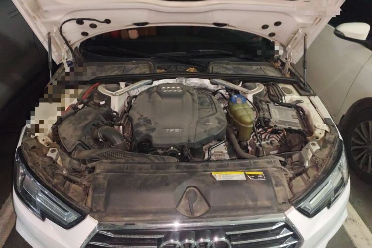 Used Audi A4L 2018 30th Anniversary Edition 40 TFSI Trendy Model Engine Bay