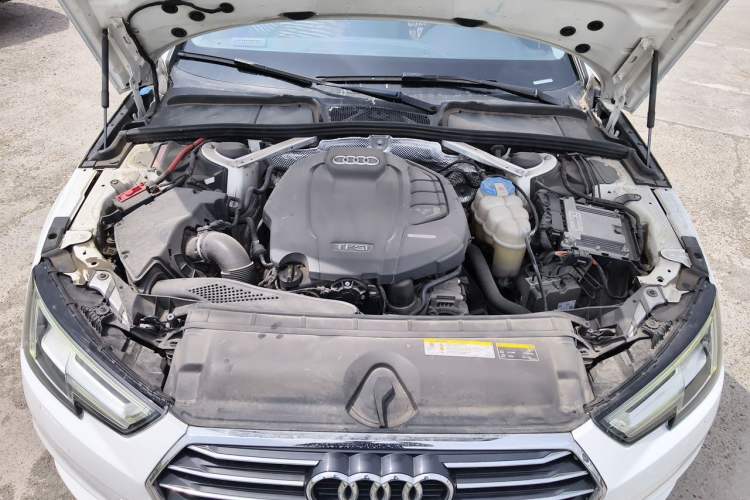 Used Audi A4L 2018 30th Anniversary Edition 40 TFSI Trendy Model Engine Bay