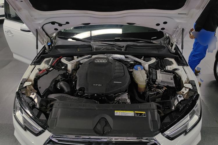 Used Audi A4L 2018 30th Anniversary Edition 40 TFSI Trendy Model Engine Bay