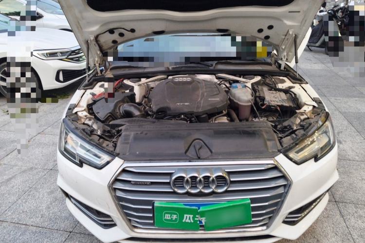 Used Audi A4L 2018 30th Anniversary Edition 45 TFSI quattro Individual Sport Edition Engine Bay