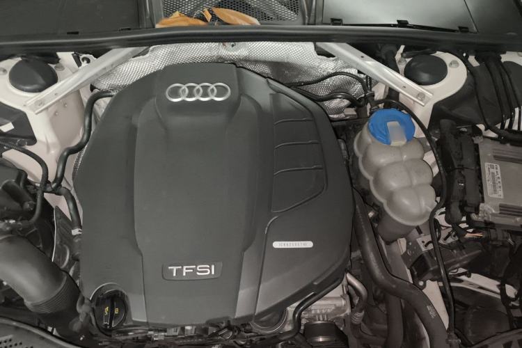 Used Audi A4L 2018 30th Anniversary Edition 40 TFSI Trendy Model Engine Bay