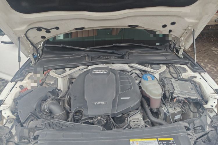 Used Audi A4L 2018 30th Anniversary Edition 40 TFSI Trendy Model Engine Bay
