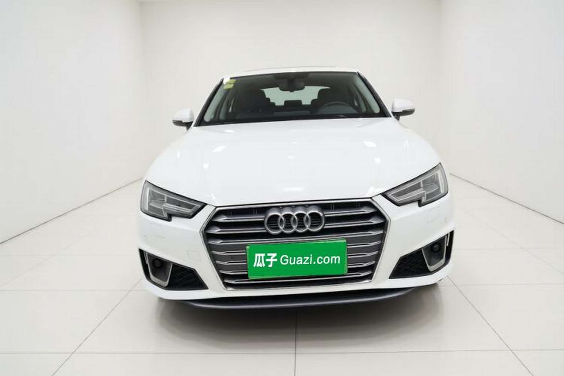 Used Audi A4L 2018 30th Anniversary Edition 40 TFSI Fashion Model Exterior 1