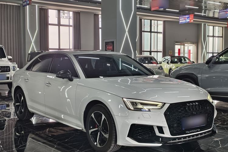 Used Audi A4L 2018 30th Anniversary Edition 40 TFSI Trendy Model Exterior 1