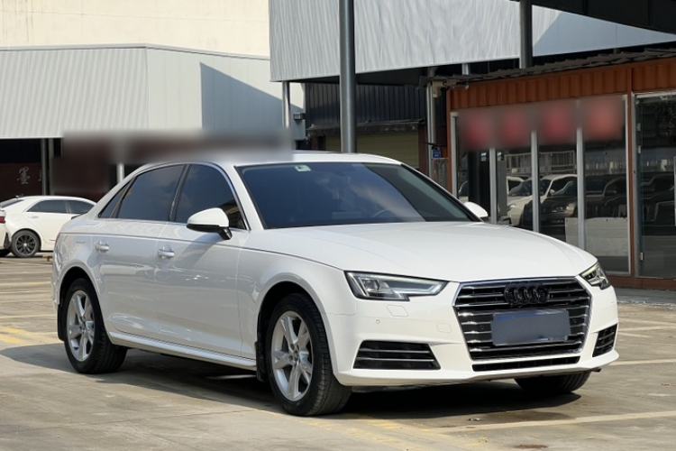 Used Audi A4L 2018 30th Anniversary Edition 40 TFSI Trendy Model Exterior 1