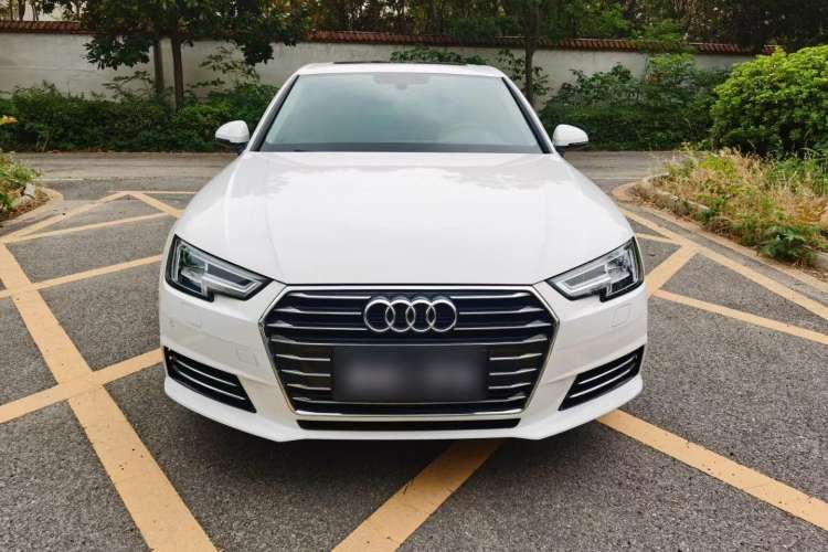 Used Audi A4L 2018 30th Anniversary Edition 40 TFSI Trendy Model Exterior 1