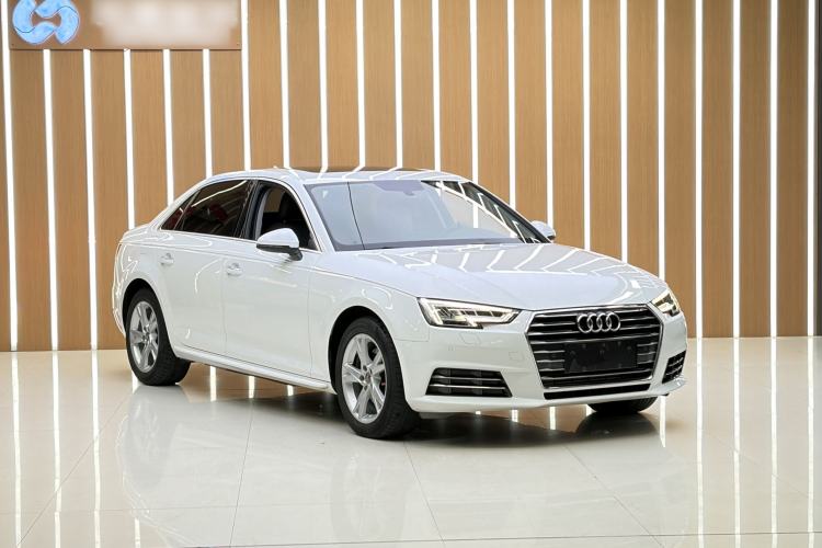 Used Audi A4L 2018 30th Anniversary Edition 40 TFSI Trendy Model Exterior 1
