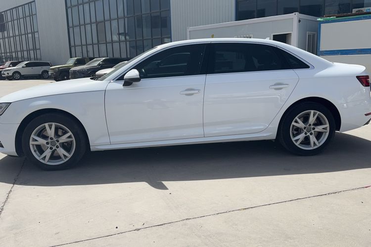 Used Audi A4L 2018 30th Anniversary Edition 40 TFSI Trendy Model Exterior 2