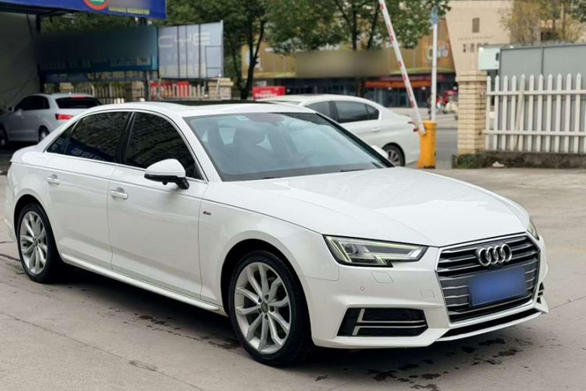 Used Audi A4L 2018 30th Anniversary Edition 40 TFSI Fashion Model Exterior 2