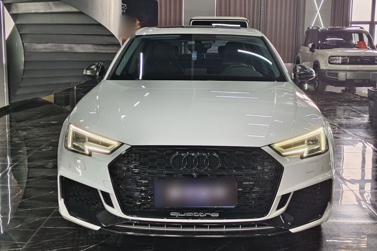 Used Audi A4L 2018 30th Anniversary Edition 40 TFSI Trendy Model Exterior 2