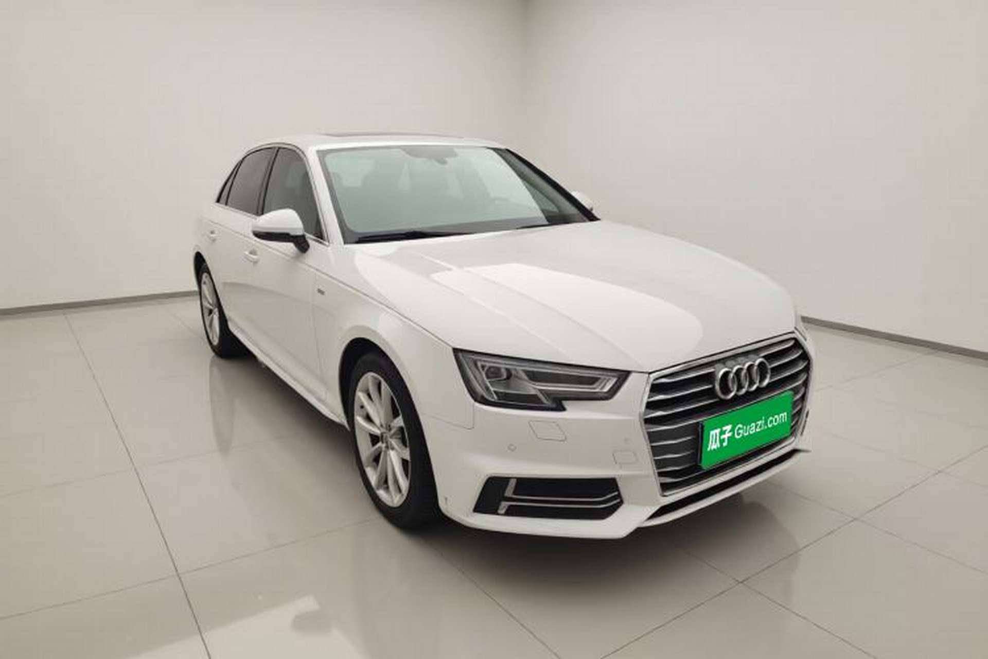 Used Audi A4L 2018 30th Anniversary Edition 40 TFSI Fashion Model Exterior 2