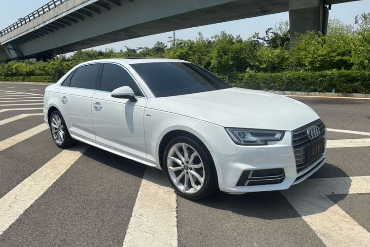 Used Audi A4L 2018 30th Anniversary Edition 40 TFSI Fashion Model Exterior 2