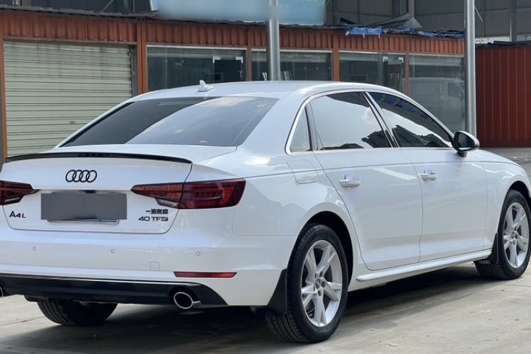 Used Audi A4L 2018 30th Anniversary Edition 40 TFSI Trendy Model Exterior 2