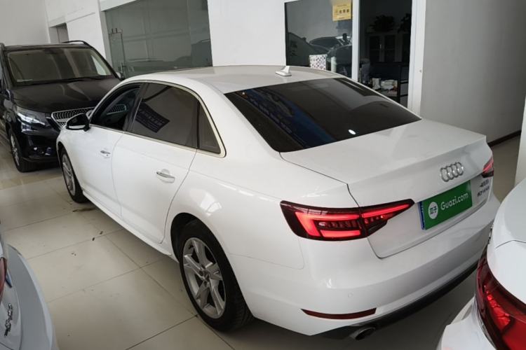 Used Audi A4L 2018 30th Anniversary Edition 40 TFSI Trendy Model Exterior 2