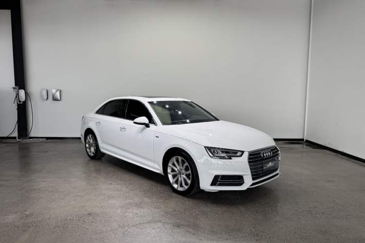 Used Audi A4L 2018 30th Anniversary Edition 40 TFSI Fashion Model Exterior 2