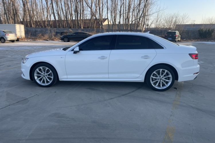 Used Audi A4L 2018 30th Anniversary Edition 40 TFSI Fashion Model Exterior 2