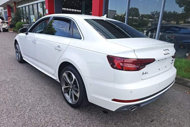 Used Audi A4L 2018 30th Anniversary Edition 40 TFSI Sport Edition Exterior 2