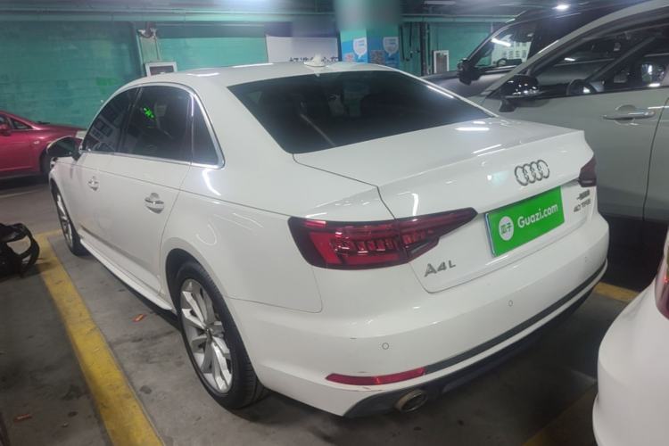 Used Audi A4L 2018 30th Anniversary Edition 40 TFSI Fashion Model Exterior 2