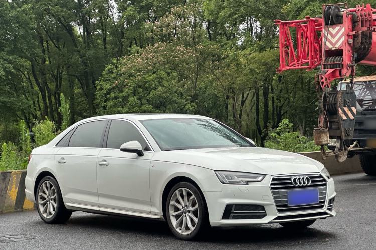 Used Audi A4L 2018 30th Anniversary Edition 40 TFSI Fashion Model Exterior 3
