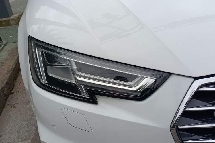 Used Audi A4L 2018 30th Anniversary Edition 45 TFSI quattro Sport model Exterior 3