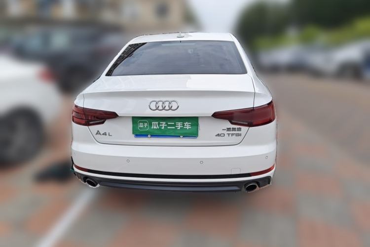 Used Audi A4L 2018 30th Anniversary Edition 40 TFSI Fashion Model Exterior 4