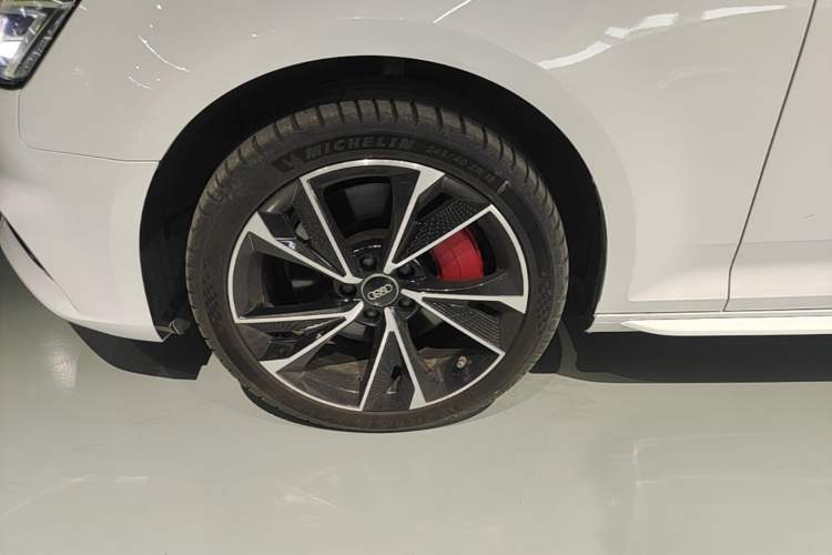 Used Audi A4L 2018 30th Anniversary Edition 45 TFSI quattro Individual Sport Edition Exterior 4