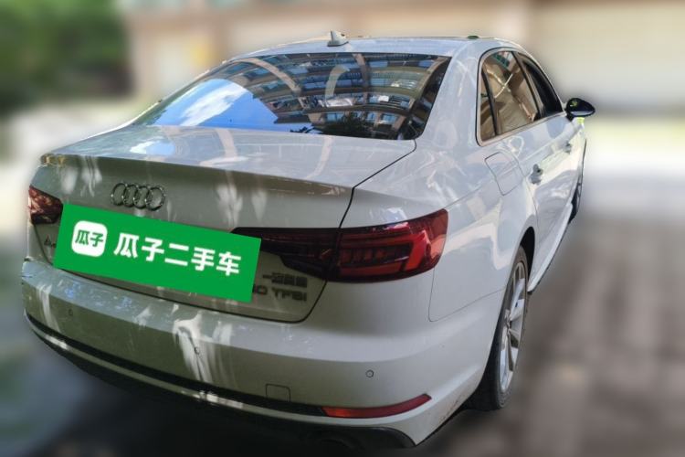 Used Audi A4L 2018 30th Anniversary Edition 40 TFSI Fashion Model Exterior 4