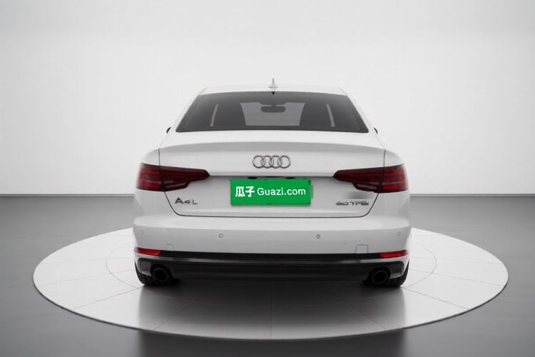 Used Audi A4L 2018 30th Anniversary Edition 40 TFSI Fashion Model Exterior 4