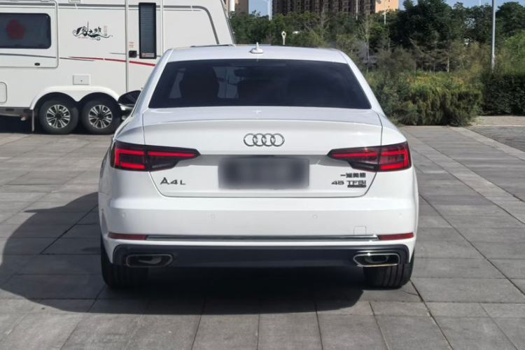 Used Audi A4L 2018 30th Anniversary Edition 40 TFSI Trendy Model Exterior 4