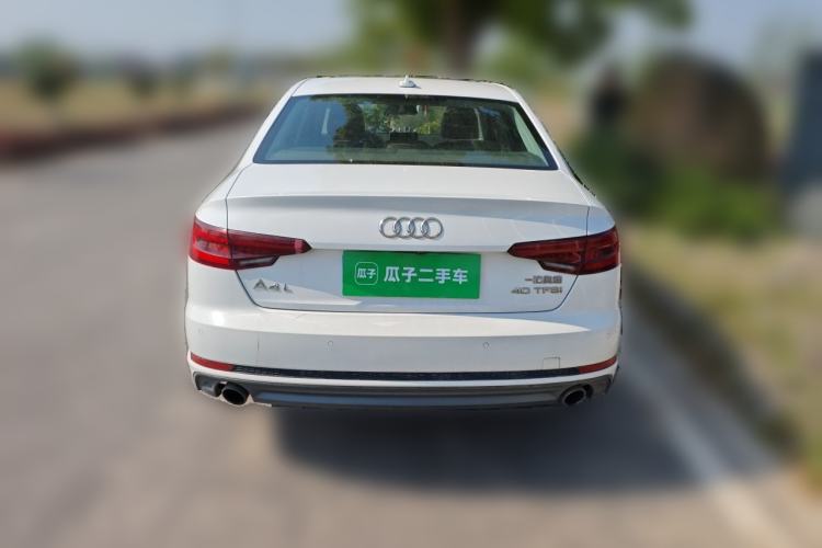 Used Audi A4L 2018 30th Anniversary Edition 40 TFSI Fashion Model Exterior 4