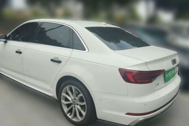 Used Audi A4L 2018 30th Anniversary Edition 40 TFSI Fashion Model Exterior 4