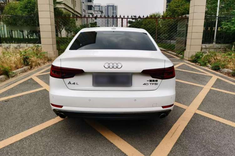 Used Audi A4L 2018 30th Anniversary Edition 40 TFSI Trendy Model Exterior 4