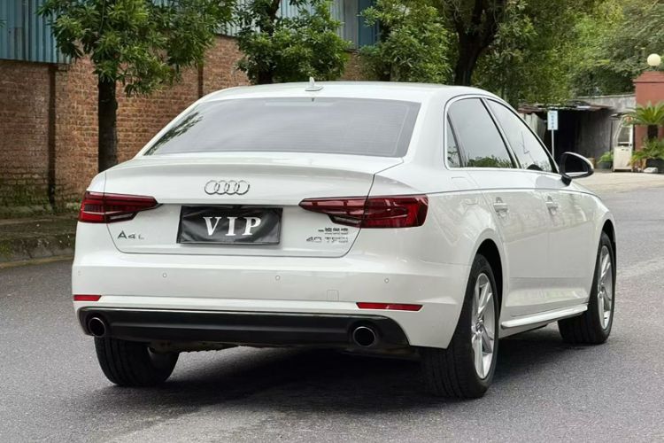 Used Audi A4L 2018 30th Anniversary Edition 40 TFSI Trendy Model Exterior 5