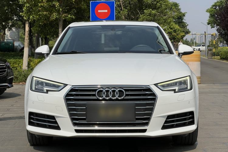 Used Audi A4L 2018 30th Anniversary Edition 40 TFSI Trendy Model Exterior 5