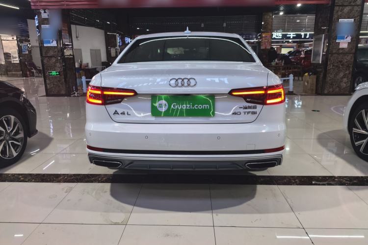 Used Audi A4L 2018 30th Anniversary Edition 40 TFSI Fashion Model Exterior 5