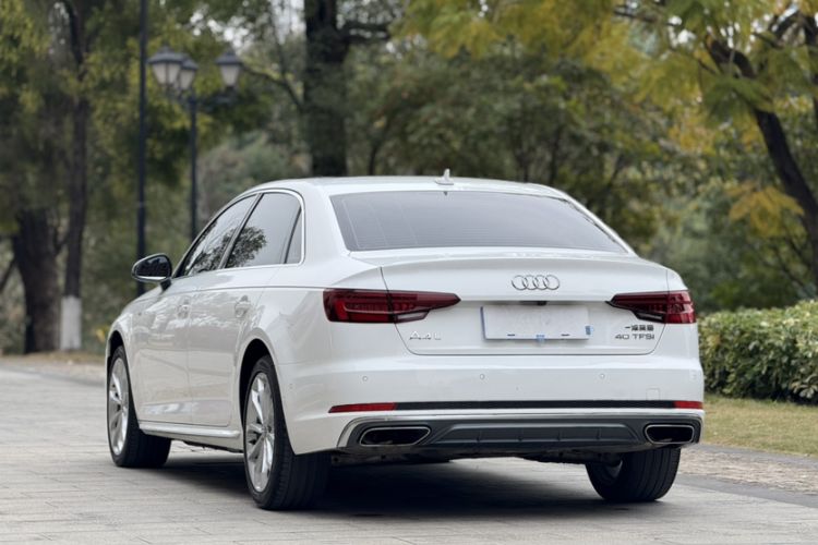 Used Audi A4L 2018 30th Anniversary Edition 40 TFSI Fashion Model Exterior 5