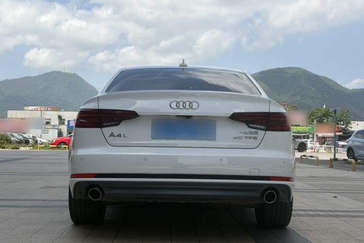 Used Audi A4L 2018 30th Anniversary Edition 40 TFSI Fashion Model Exterior 5