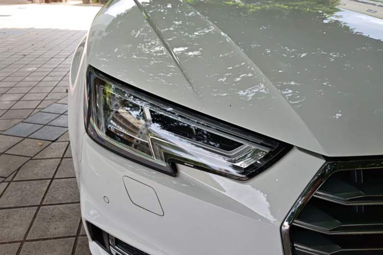 Used Audi A4L 2018 30th Anniversary Edition 40 TFSI Fashion Model Exterior 6
