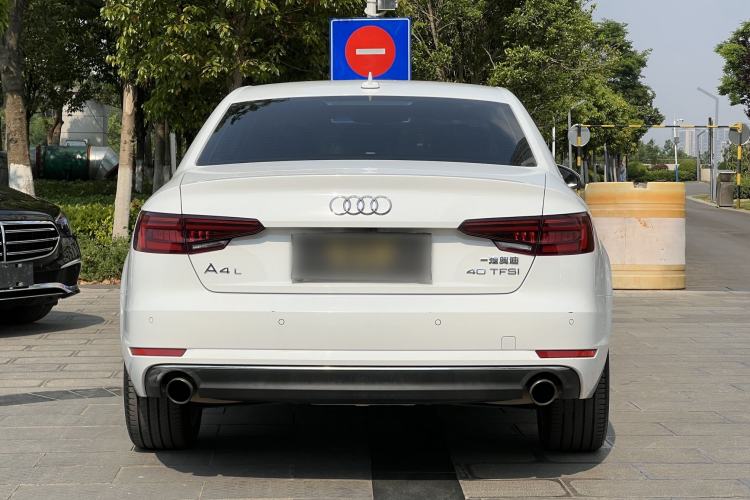 Used Audi A4L 2018 30th Anniversary Edition 40 TFSI Trendy Model Exterior 6
