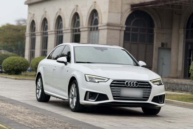 Used Audi A4L 2018 30th Anniversary Edition 40 TFSI Fashion Model Exterior 6