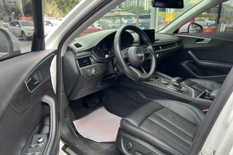 Used Audi A4L 2018 30th Anniversary Edition 40 TFSI Trendy Model Exterior 8
